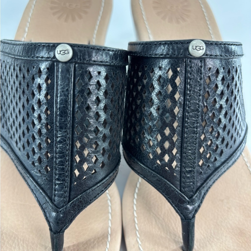 Ugg Solena leather wedge sandals black 9.5 *Runs small, fits like an 8 - Picture 10 of 12
